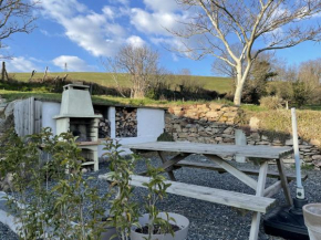 Hotels in Connac